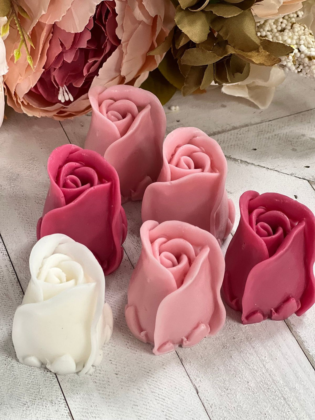 Blossom Glow Rosebud Candles